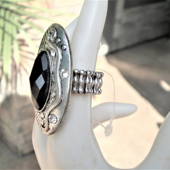 Vintage Antiqued Silver-tone Statement Ring w/Black Stone & Rhinestones OS - Picture 6 of 10